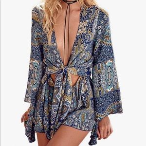 Boho V neck romper with flared sleeves
